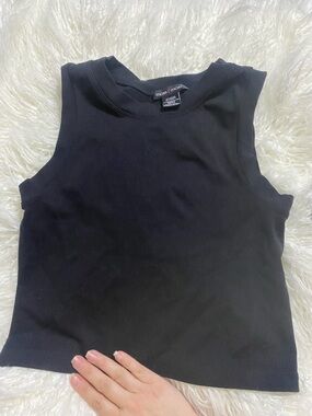 Stretchy Black Sleeveless Crop Tank Top